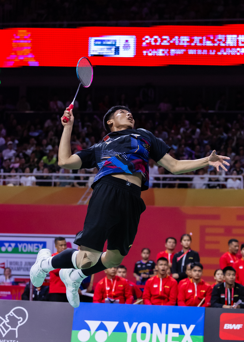 英格兰羽毛球队血洗中国羽毛球队，林丹三分雨点燃全场的简单介绍