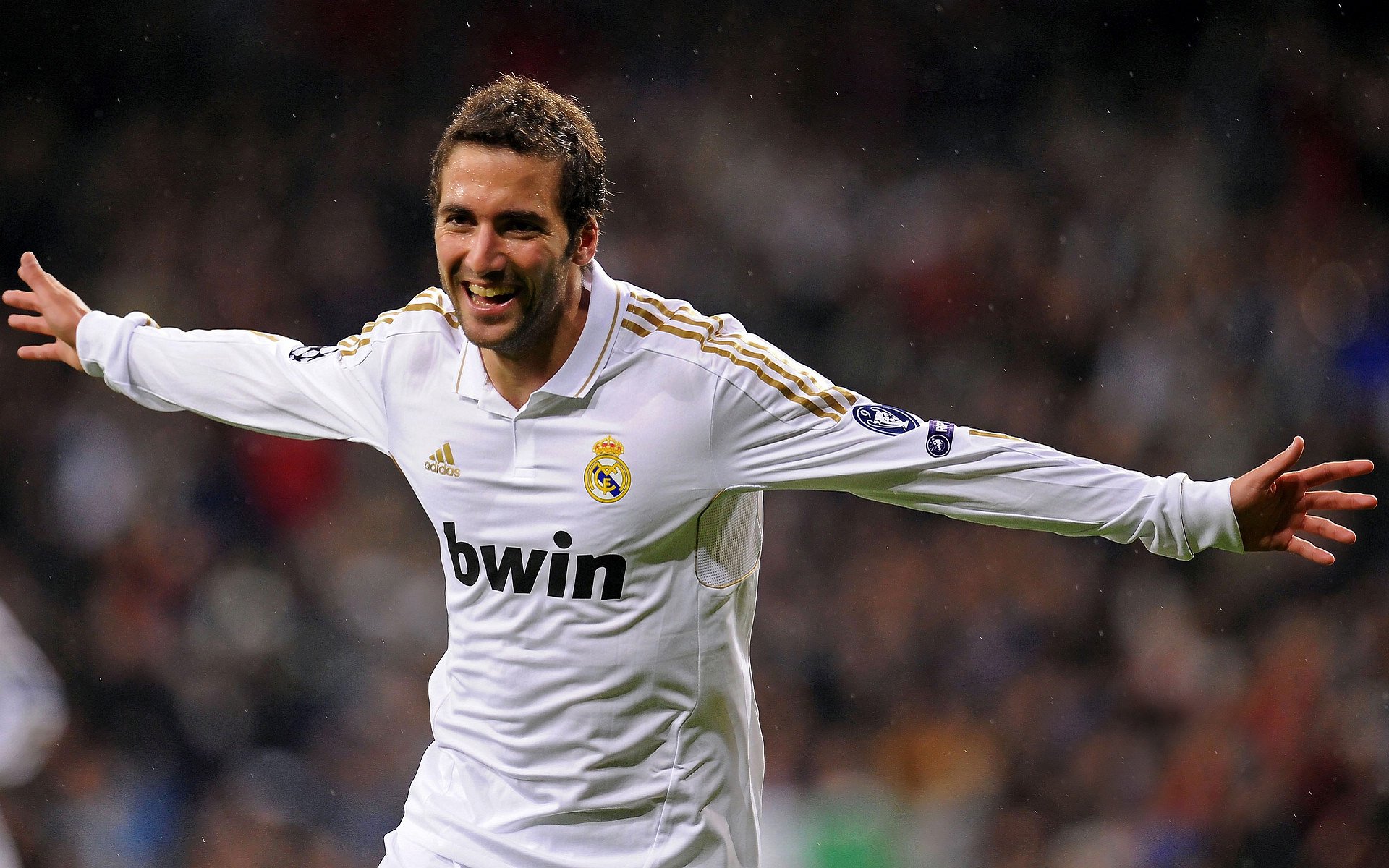 贝林厄姆关键制胜，皇家社会主场力克莱比锡红牛